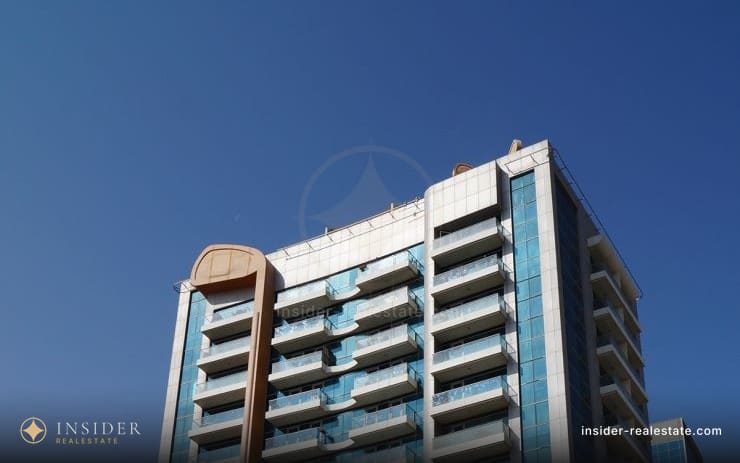 Golf Tower