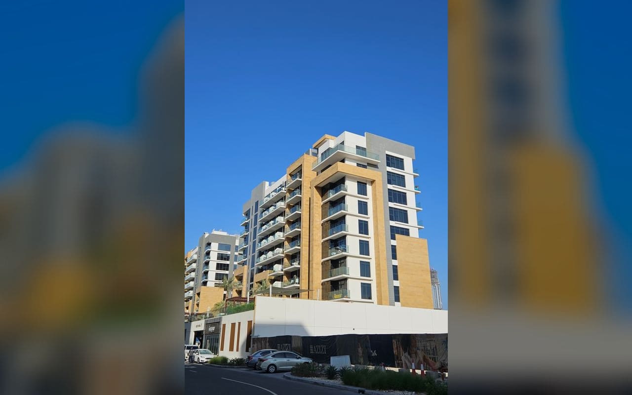Azizi Riviera 7