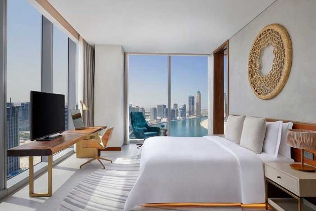 St. Regis T 1