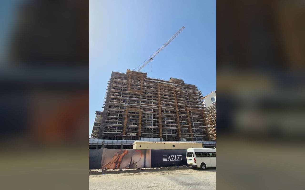 Azizi Riviera 38
