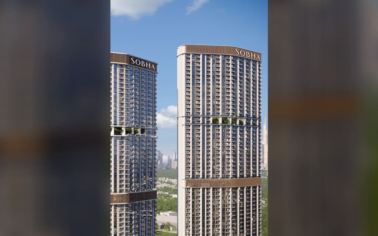 360 Riverside Crescent