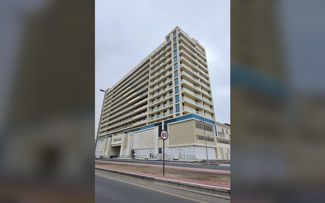 Azizi Plaza