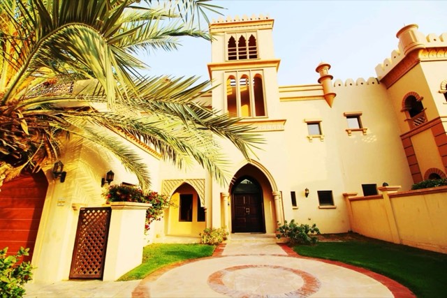 Canal Cove villa