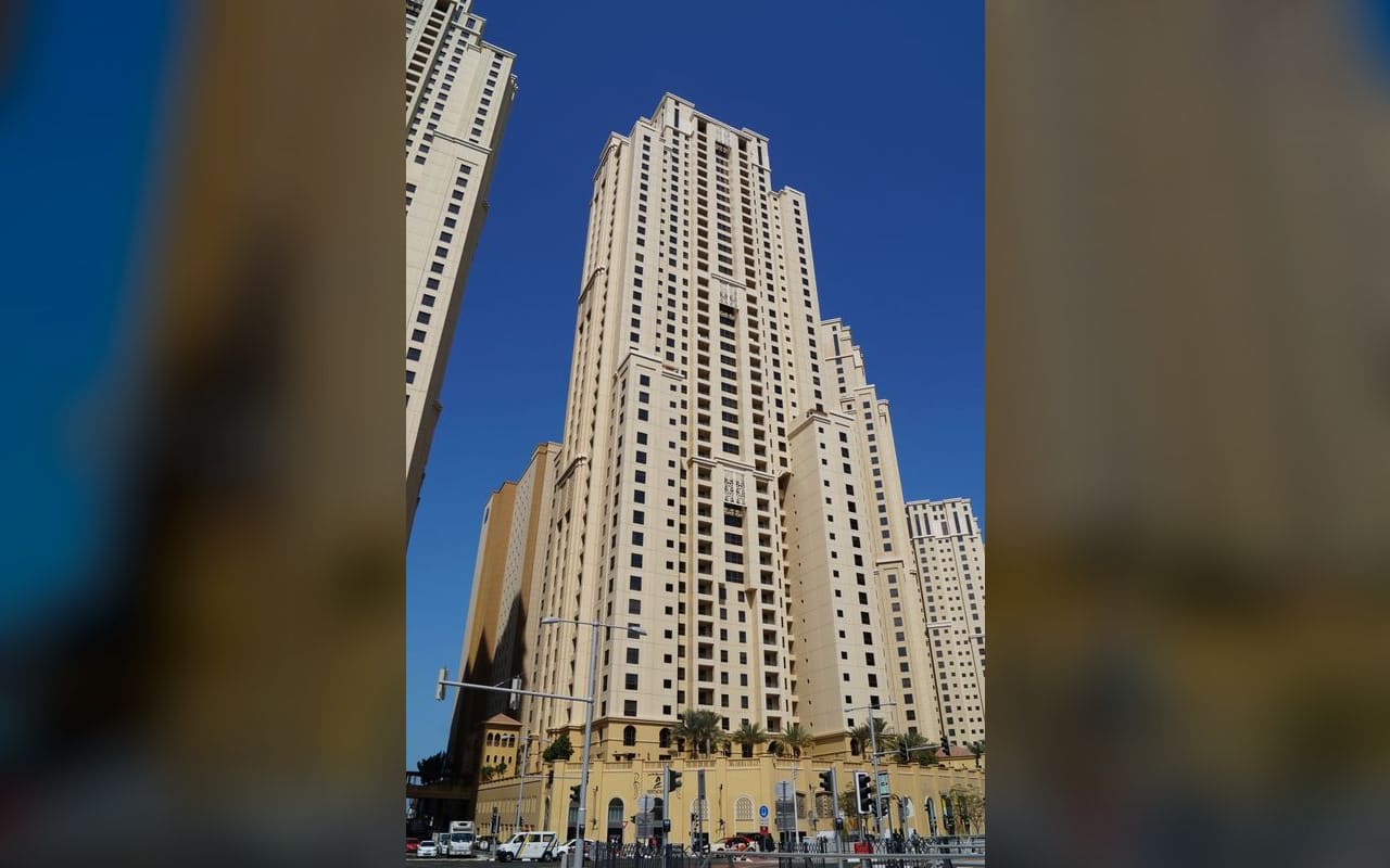Amwaj 4