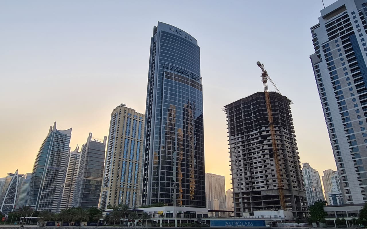 JLT Cluster R
