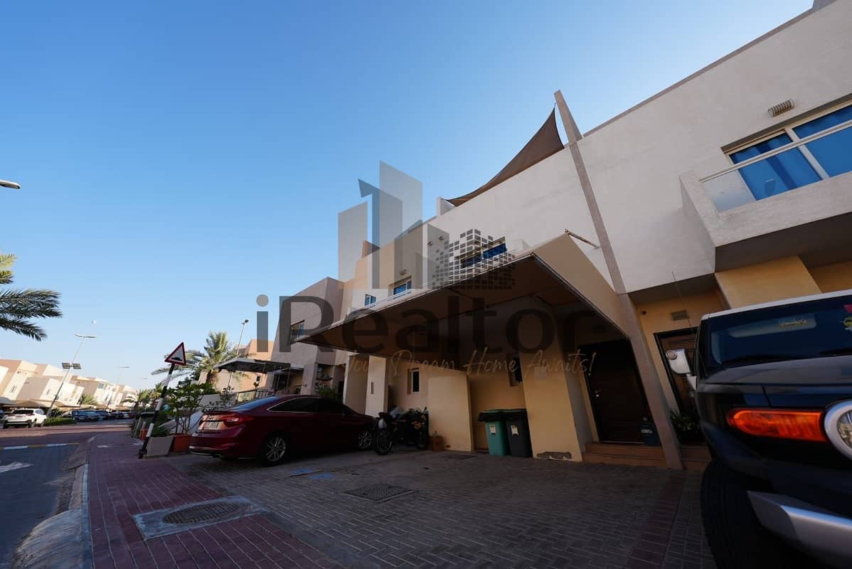 Al Reef Villas