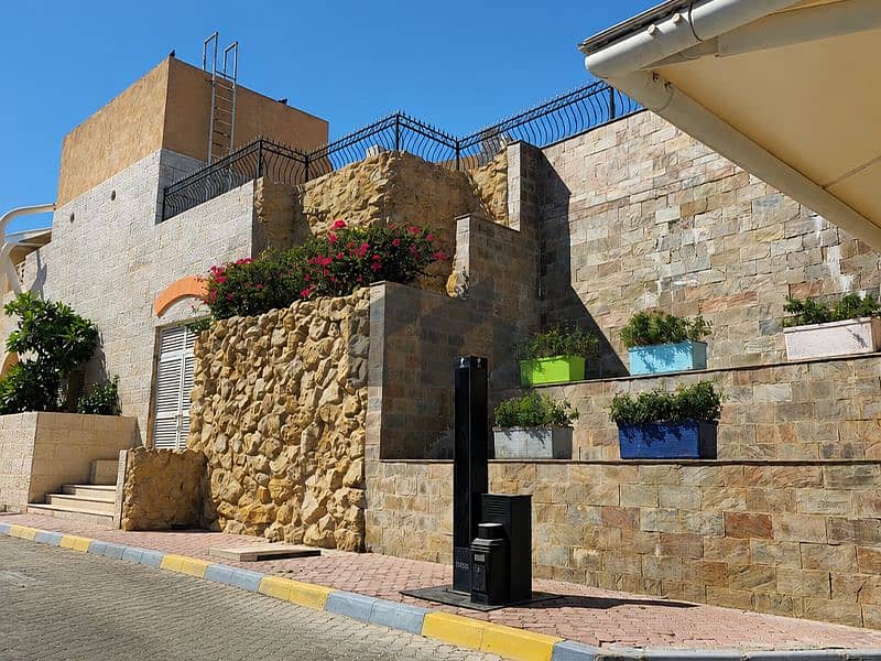 Villa · Al Mushrif