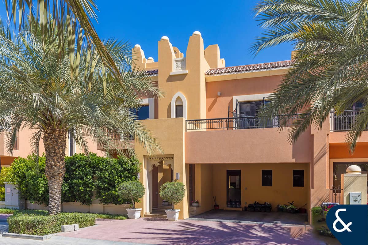 Bloomingdale Villas