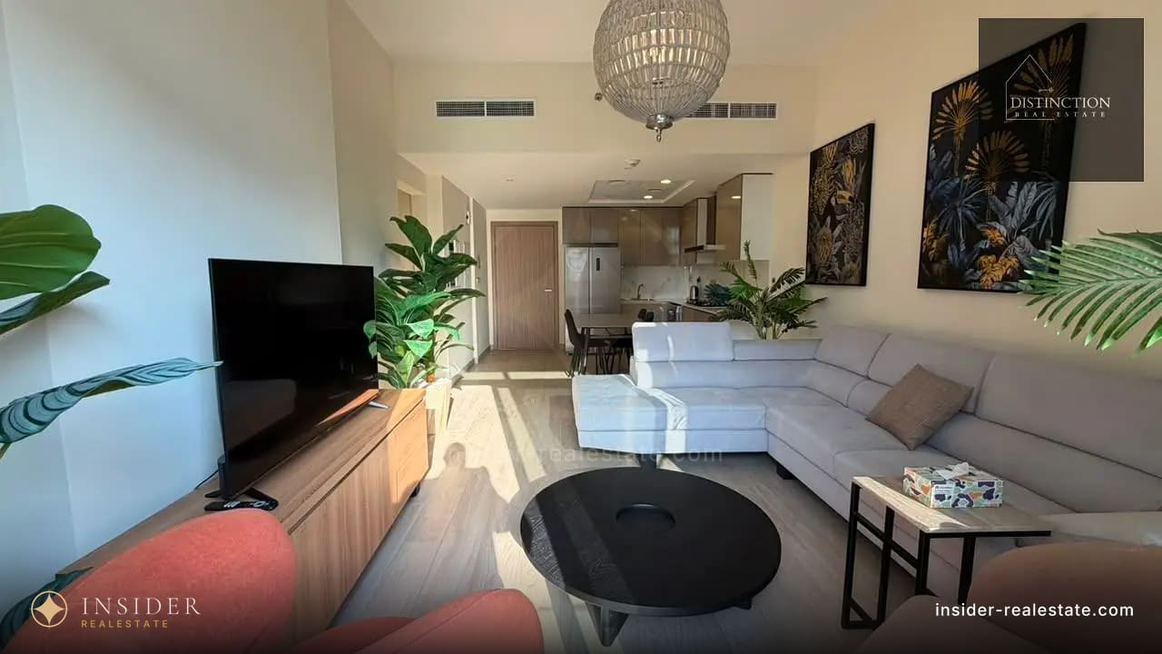 Azizi Riviera 8