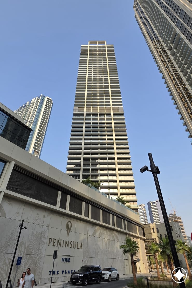 PENINSULA 4 THE PLAZA B