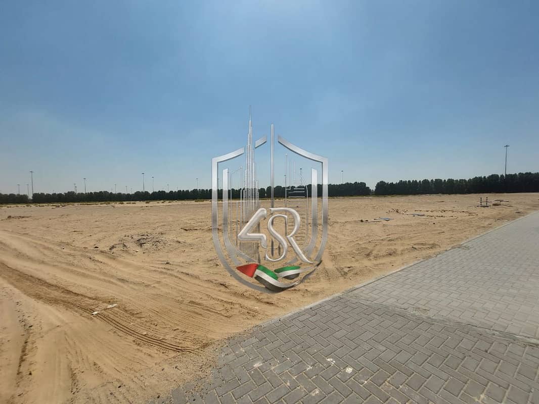 Plot · Mohamed Bin Zayed City