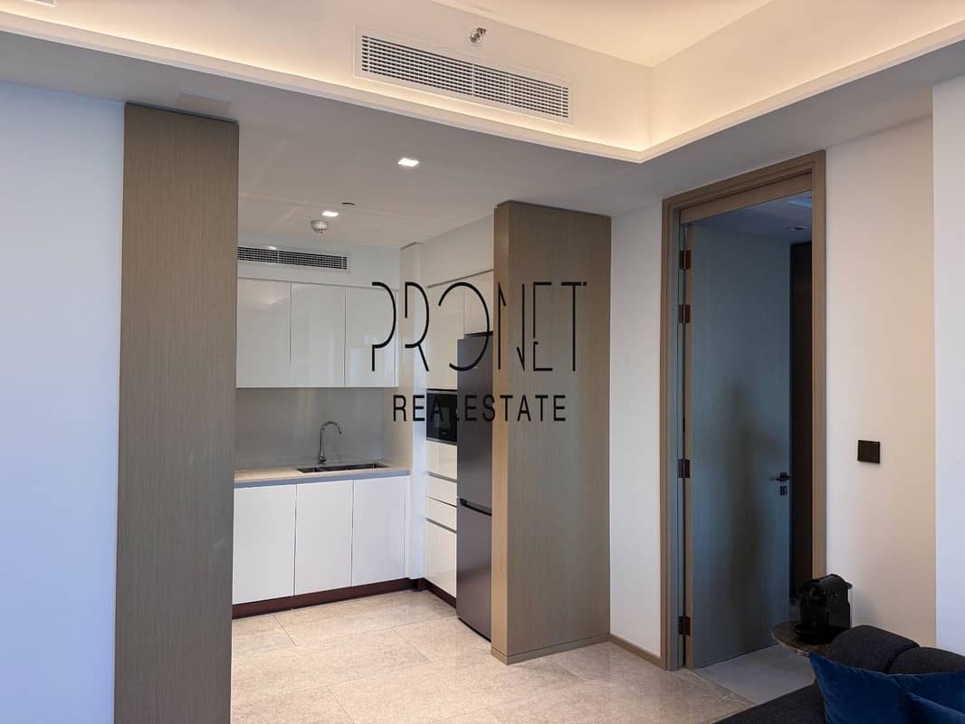 Address Harbour Point