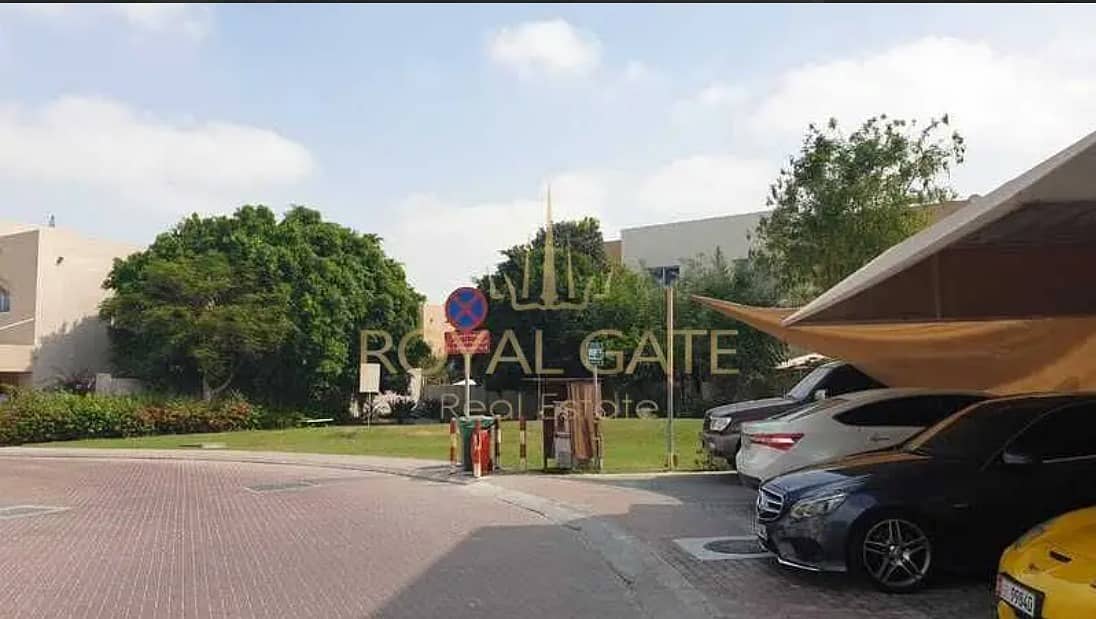 Al Reef Villas