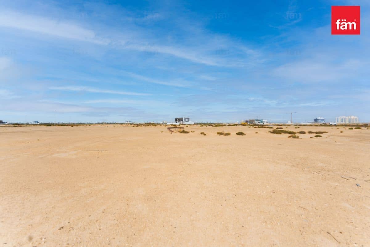 Участок · Jebel Ali Hills